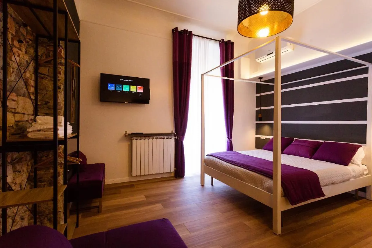 Apartment Design 5 Terre La Spezia 0*,  Italy